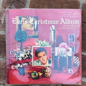 Elvis Presley's Christmas Album Drew Harsh Criticism in 1957